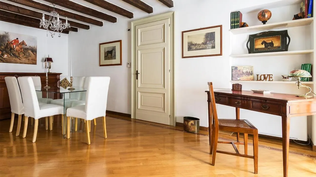Easyhomes - Annunciata Milan 0*,  Italy
